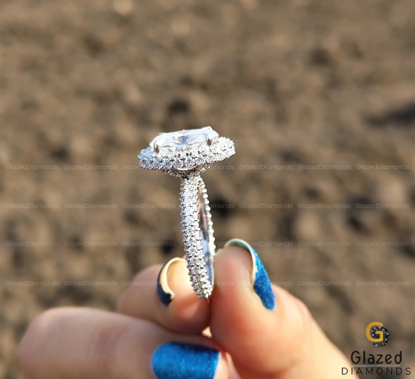 4.5CT Oval Cut Moissanite Halo Vintage Engagement Ring