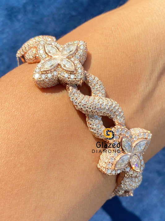 20MM Clover Moissanite Bust Down Bracelet