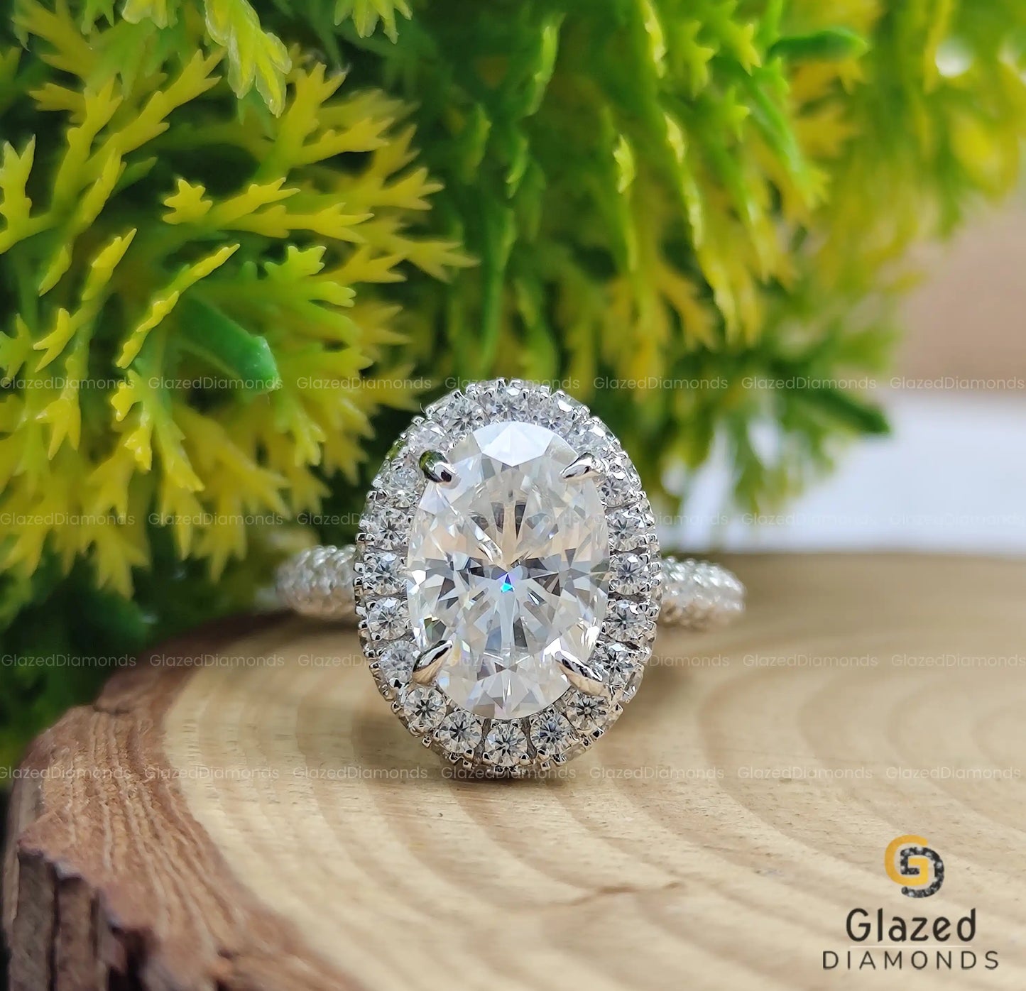 4.5CT Oval Cut Moissanite Halo Vintage Engagement Ring