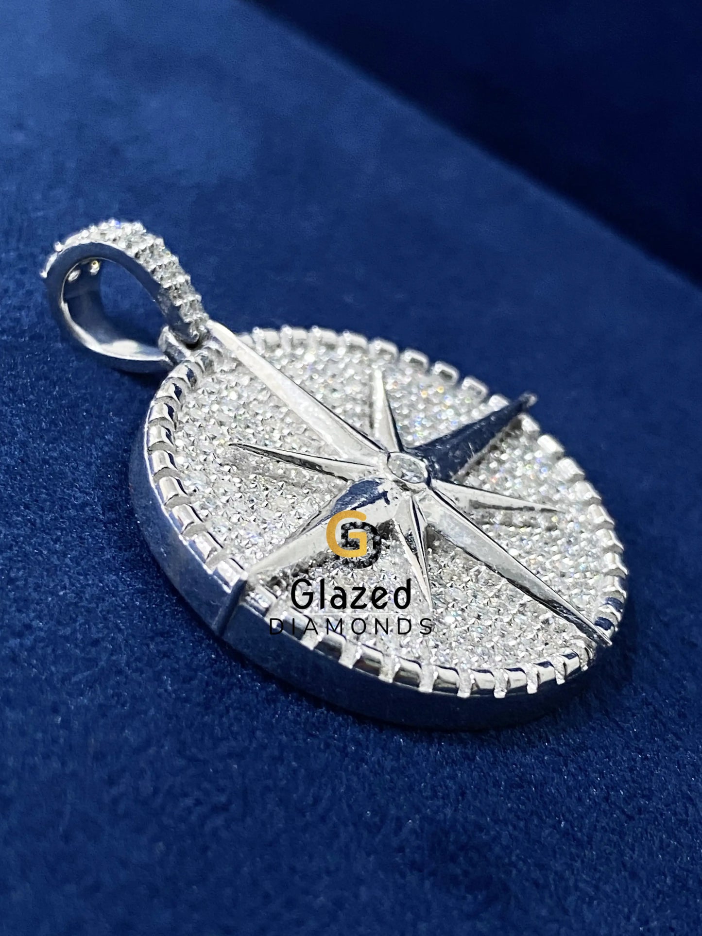 Customized Compass Round Moissanite Hip Hop Pendant