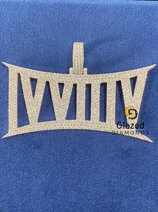 Customized Roman Number Round Moissanite Hip Hop Pendant