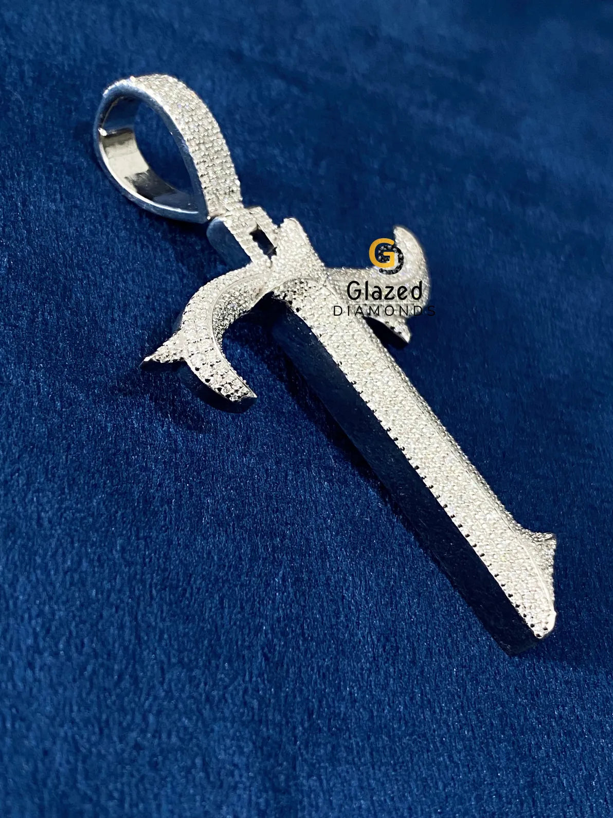 D Colorless Hip Hop Round Moissanite Letter Pendant