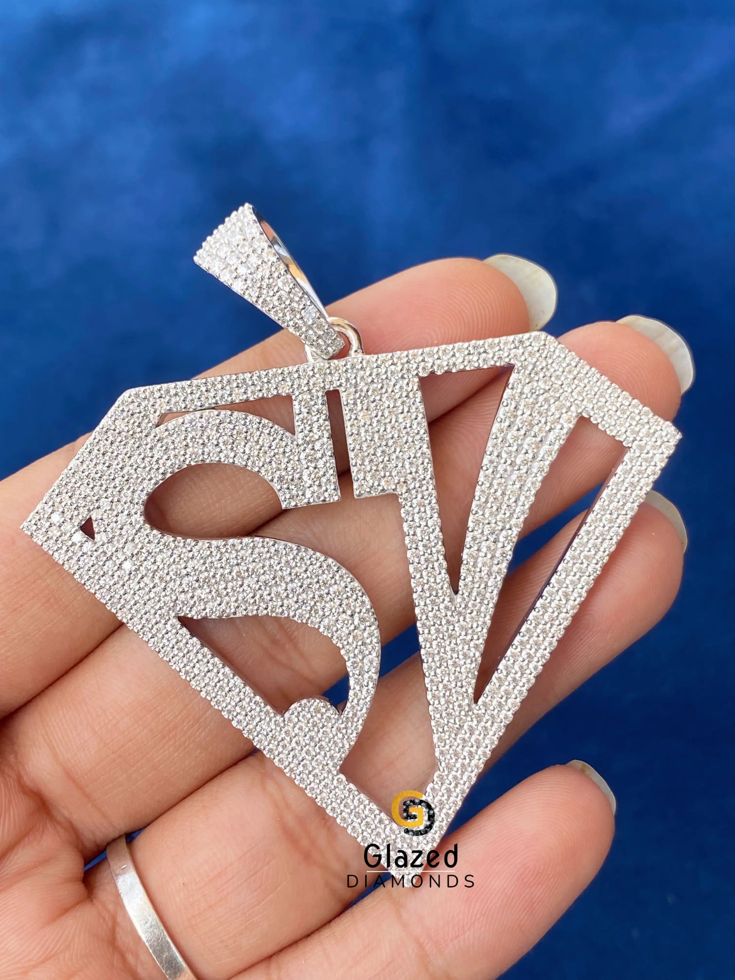 Diamond Shape SV Pendant