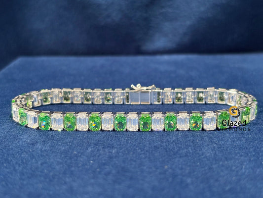 Emerald_Radiant Colored VVS Moissanite Tennis Bracelet