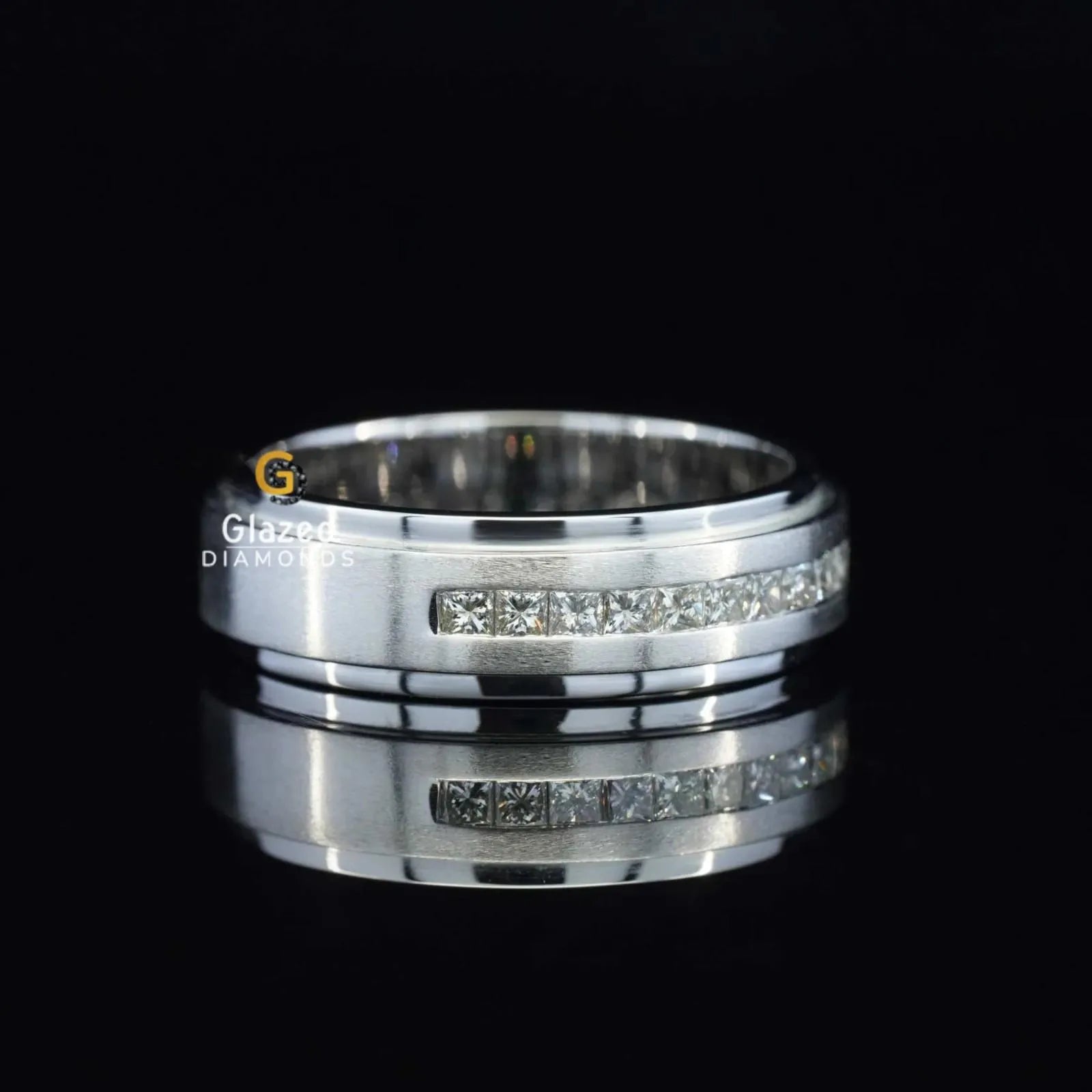 Full Eternity Moissanite Bnad