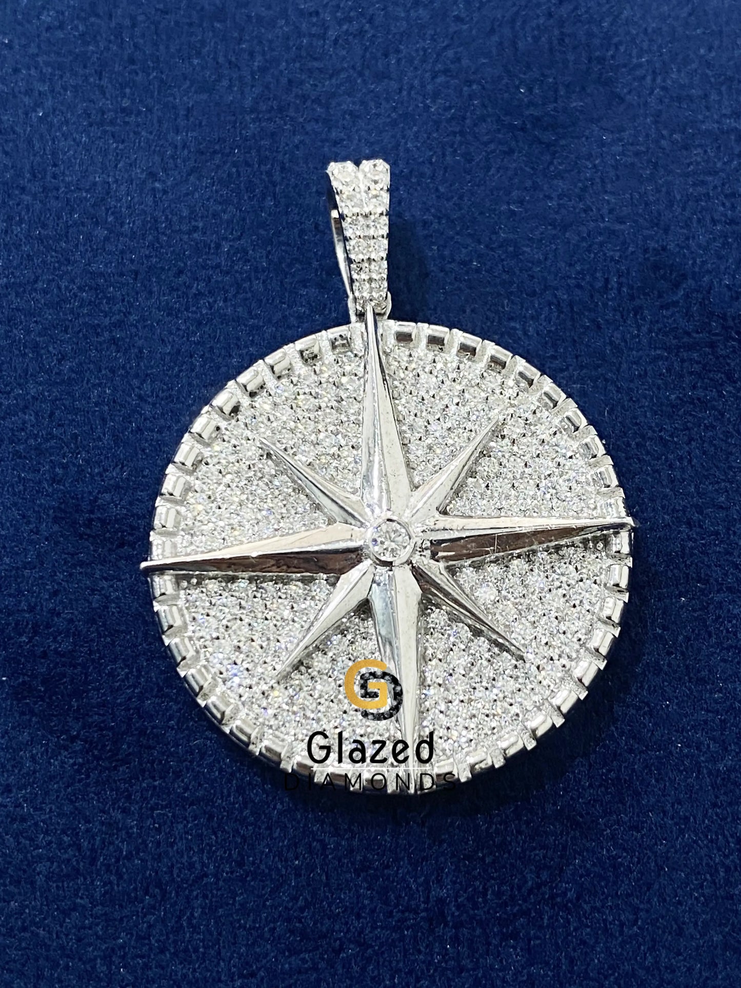 Fully Iced Out VVs Round Moissanite Compass Pendant