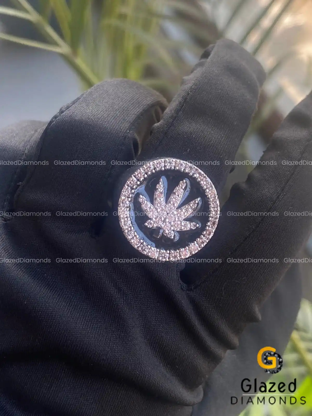 Iced Weed Mari juana Leaf Ring
