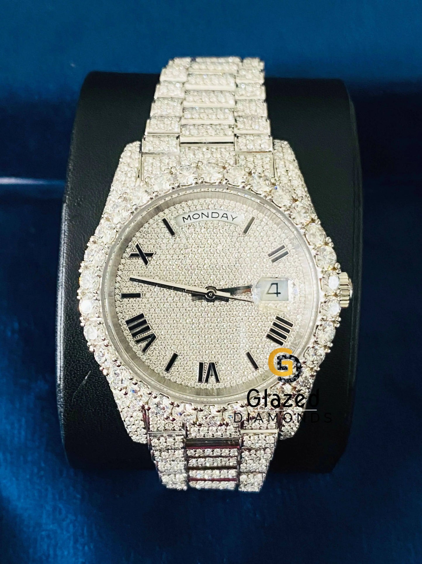Roman Dial Day Date Hip Hop Moissanite Diamond Studded Watch
