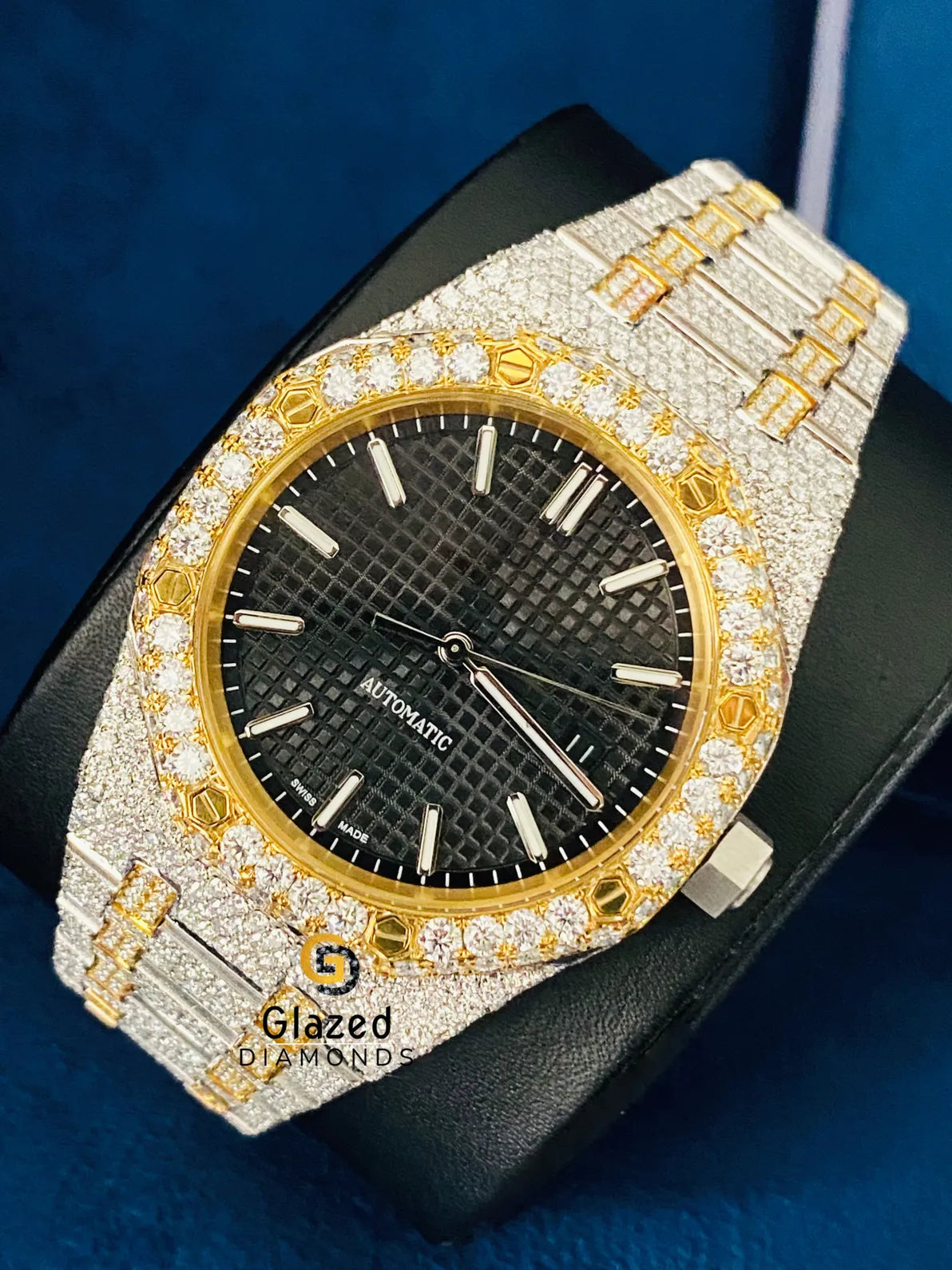 Round Moissanite D Colorless Diamond Studded Hip Hop Watch