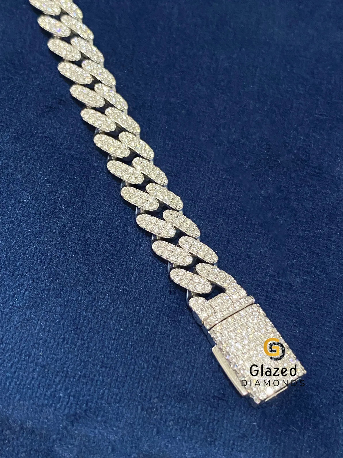 Round Moissanite Diamond Studded Cuban Link Bracelet