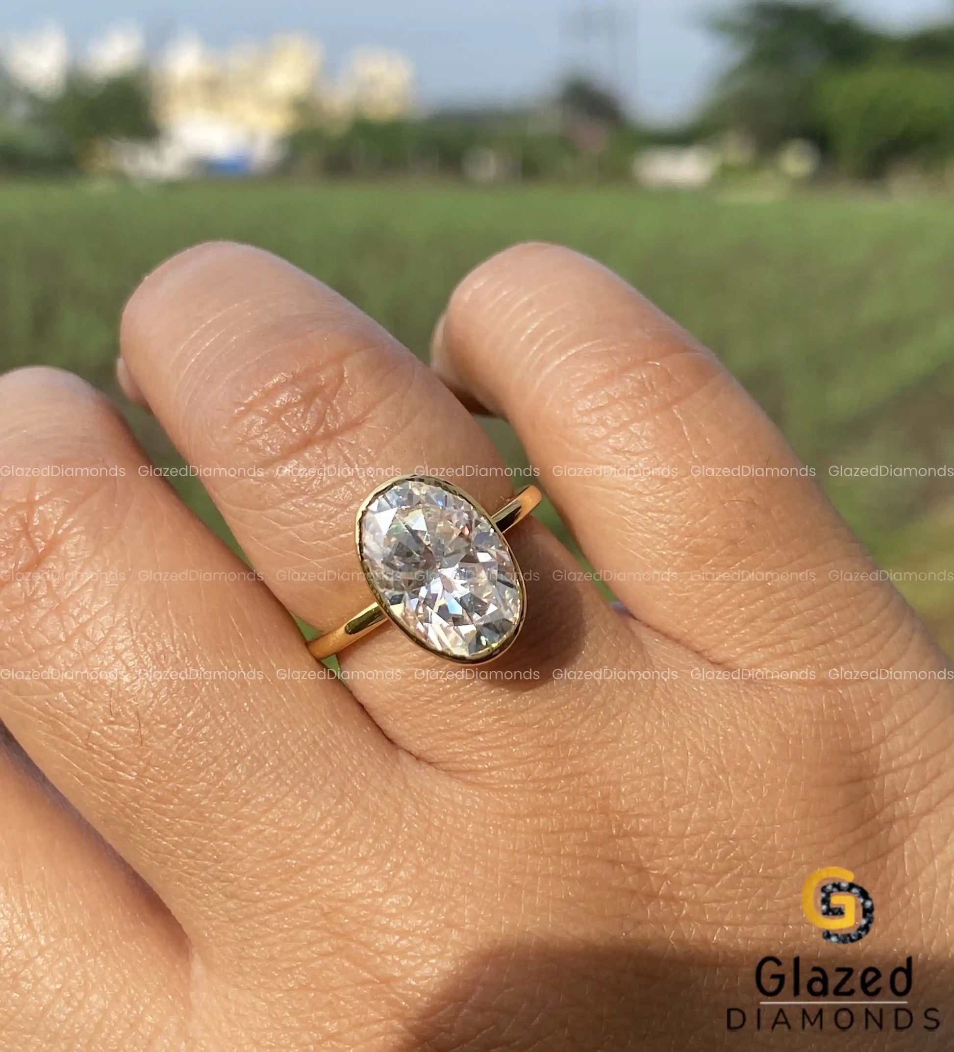 VVS Diamond Oval Bezel Set Matching EngagementRing