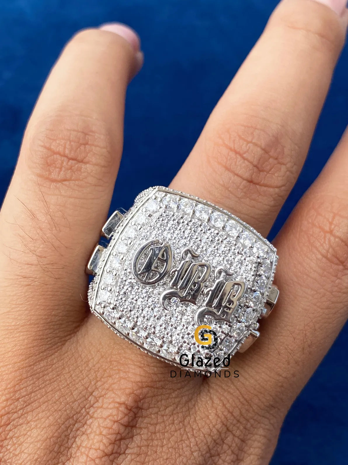 VVS Moissanite Custom Letter Round Moissanite Ring