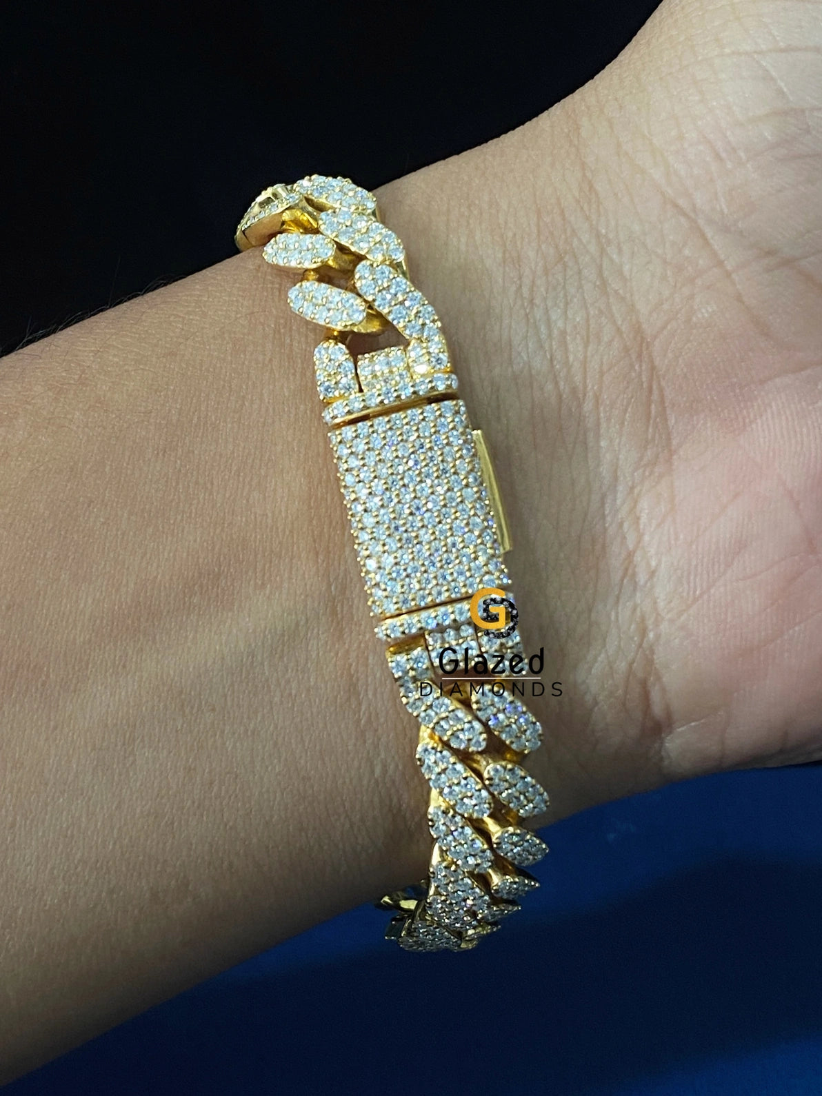 VVS Round Moissanite Cuban Link Hip Hop Bracelet