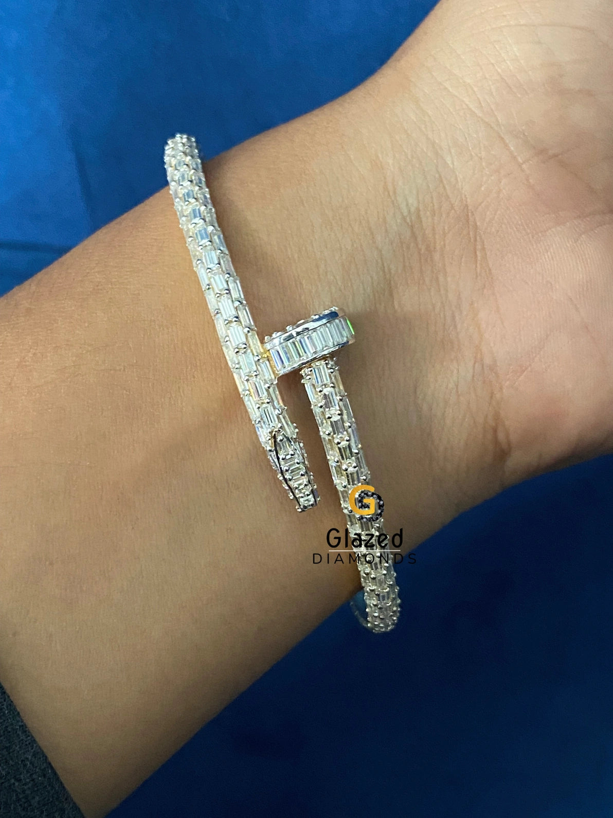 VVs Baguette Moissanite Diamond Studded Cartier Bracelet