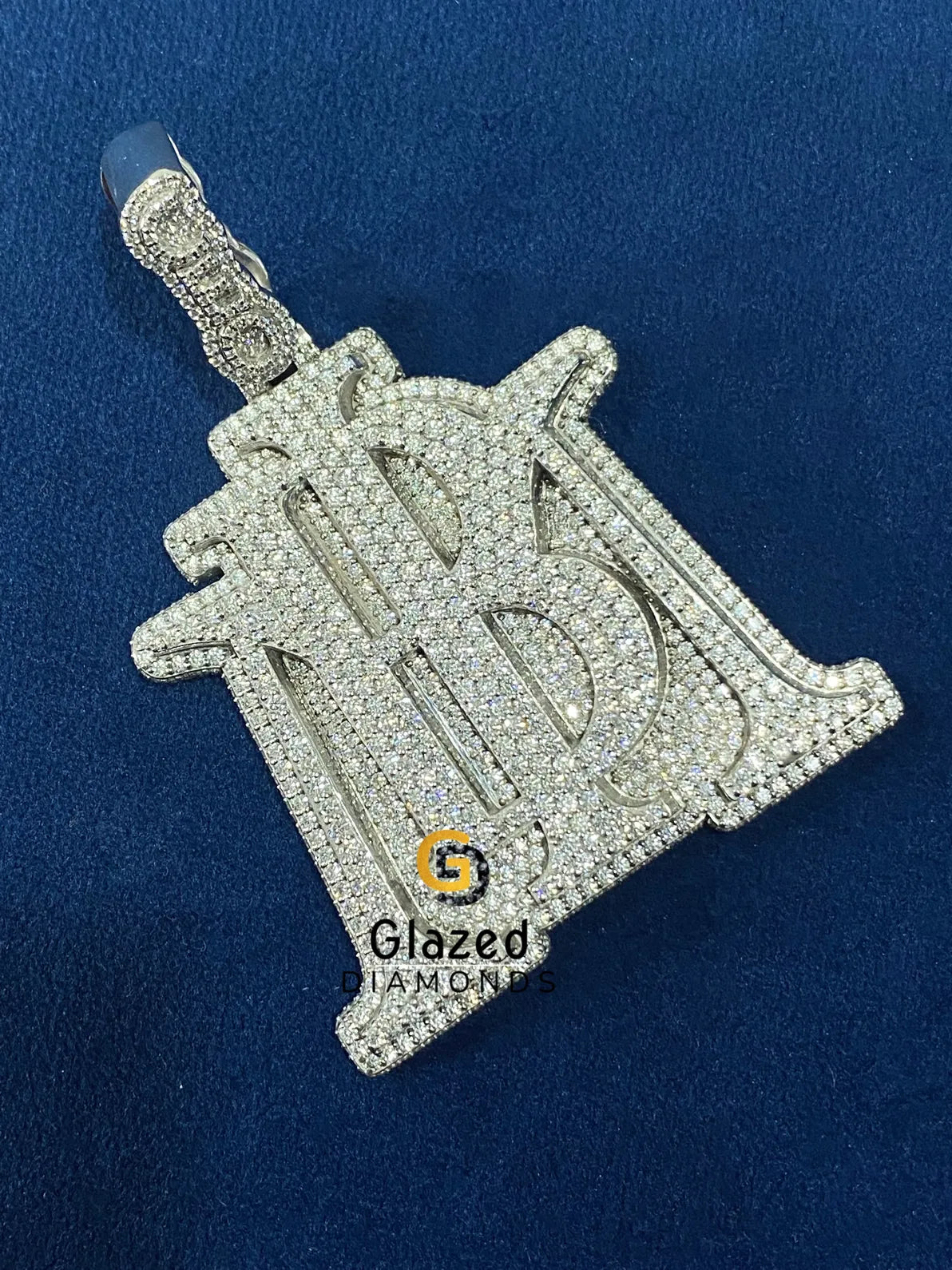 VVs Round Cut Moissanite Hip Hop Pendant