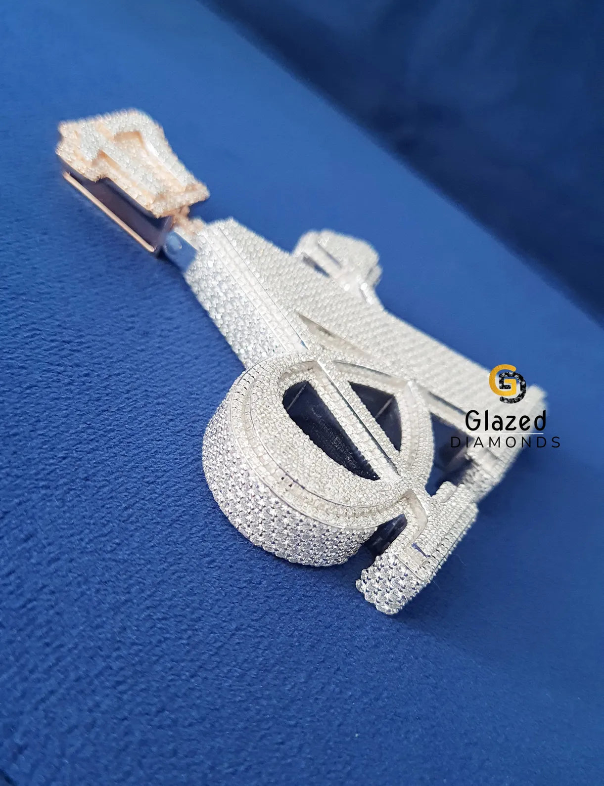 VVs Round Moissanite Diamond Studded Custom Letter Pendant