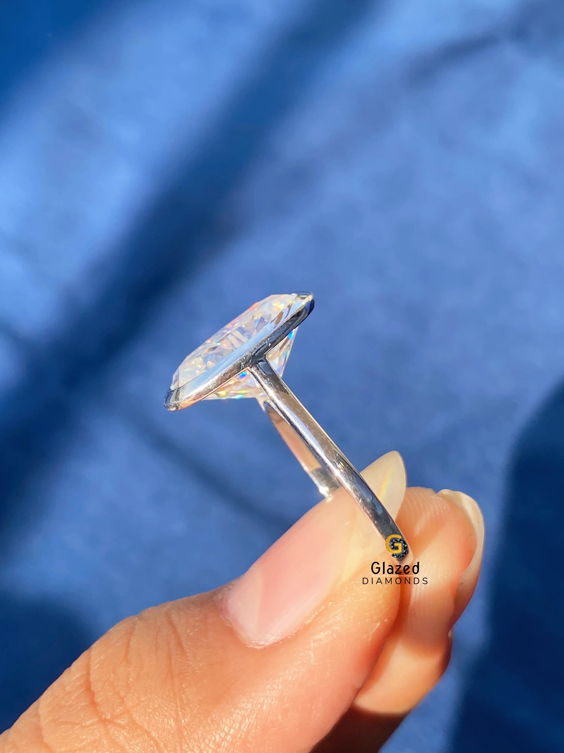 14K Solid Gold Oval Moissanite Proposal Ring