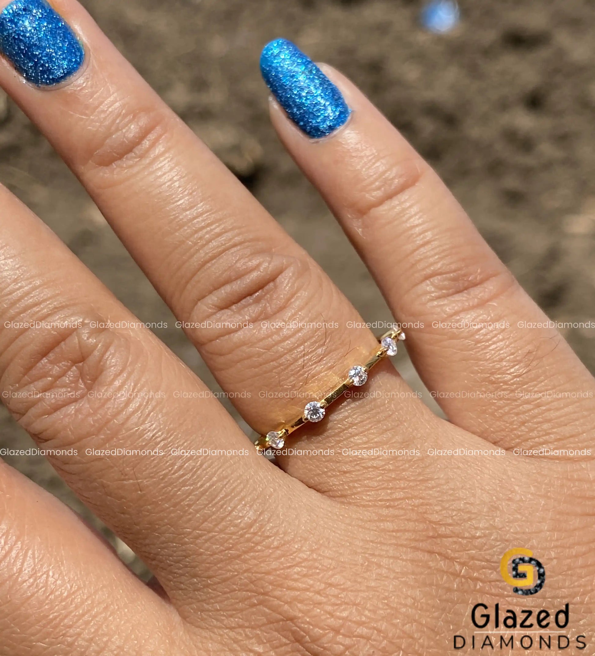 14K White Gold Floating Band