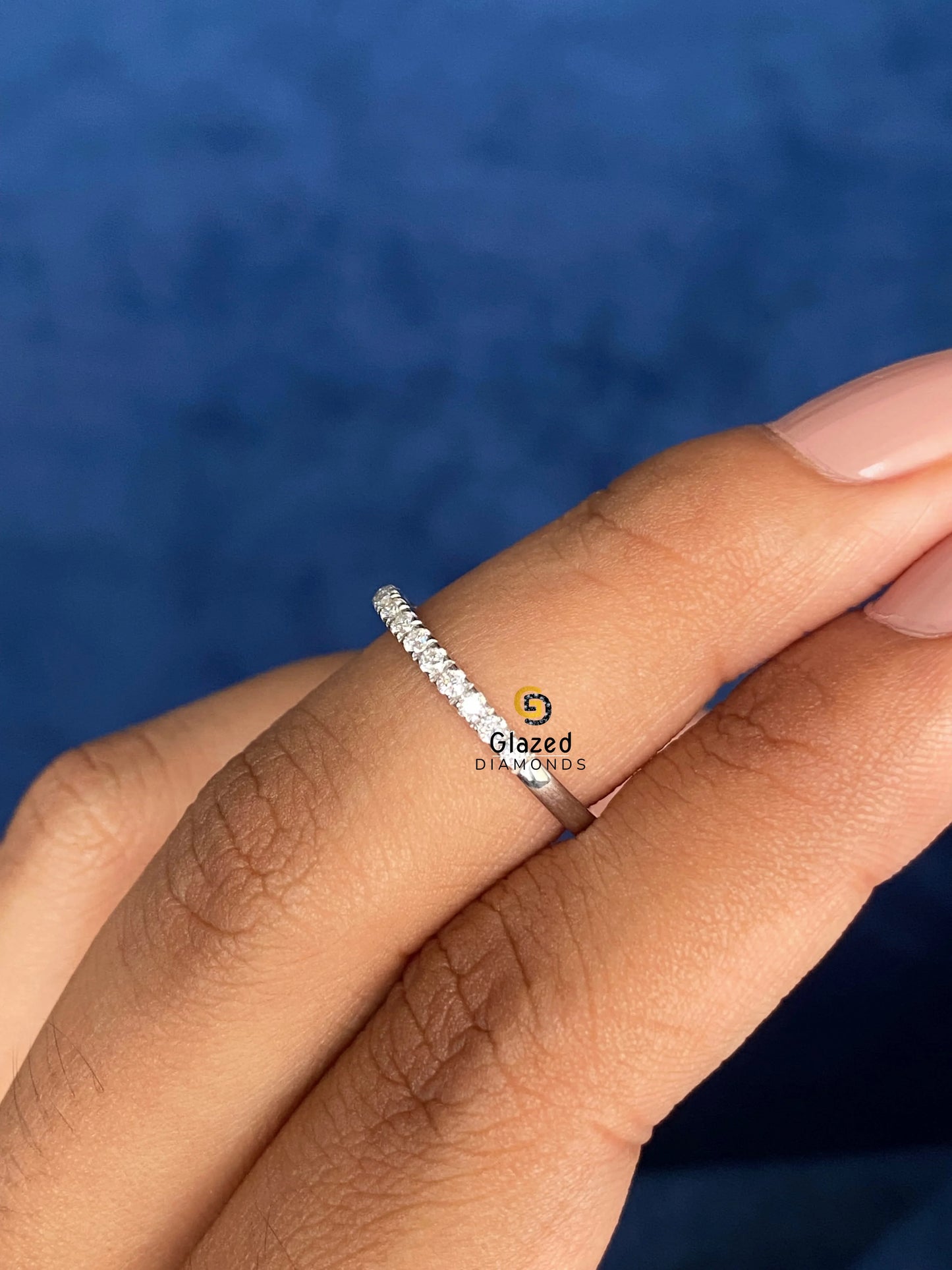 14K White Gold Round Moissanite Wedding Band