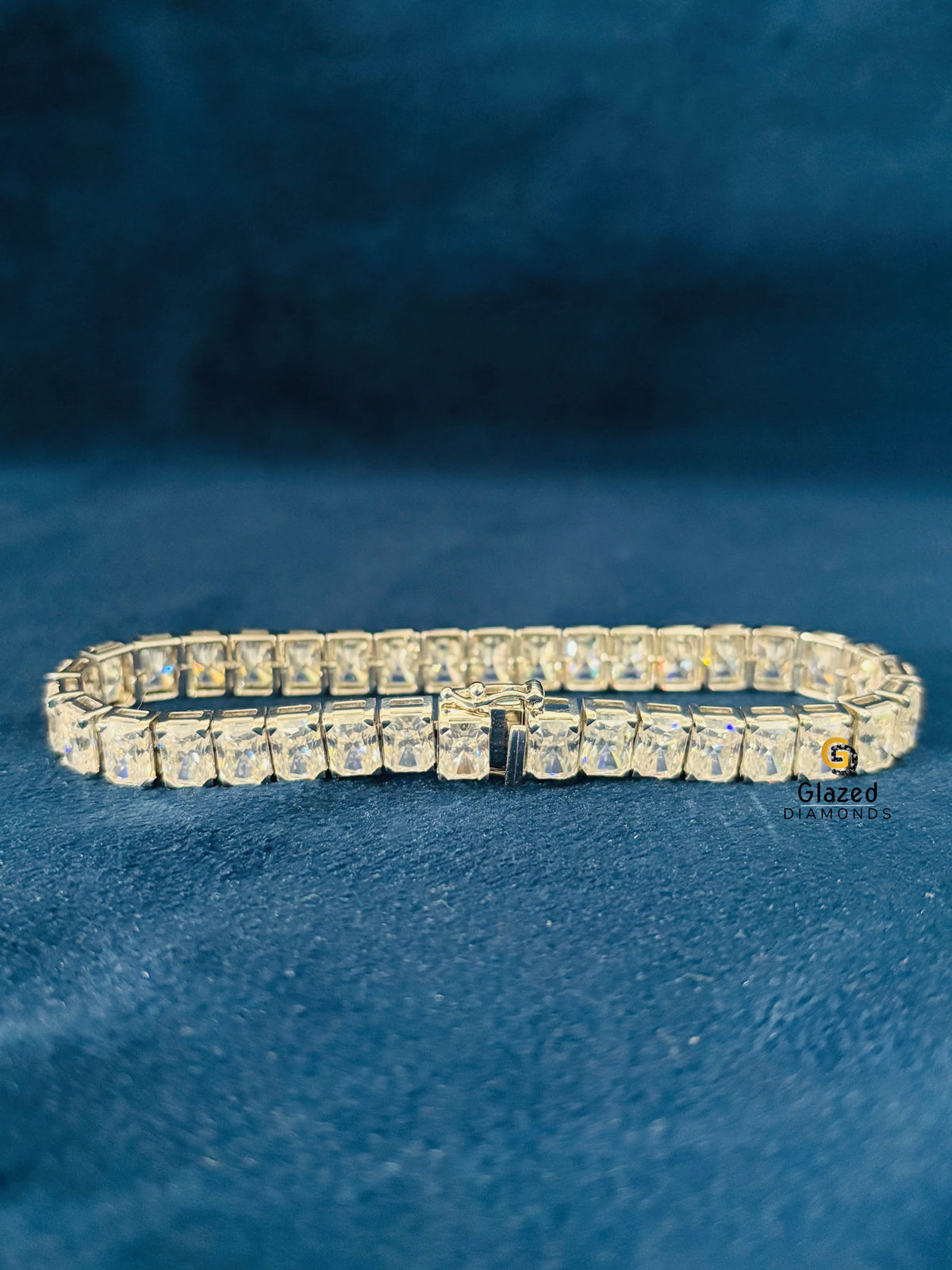 18CT Moissanite Radiant Cut Tennis Bracelet