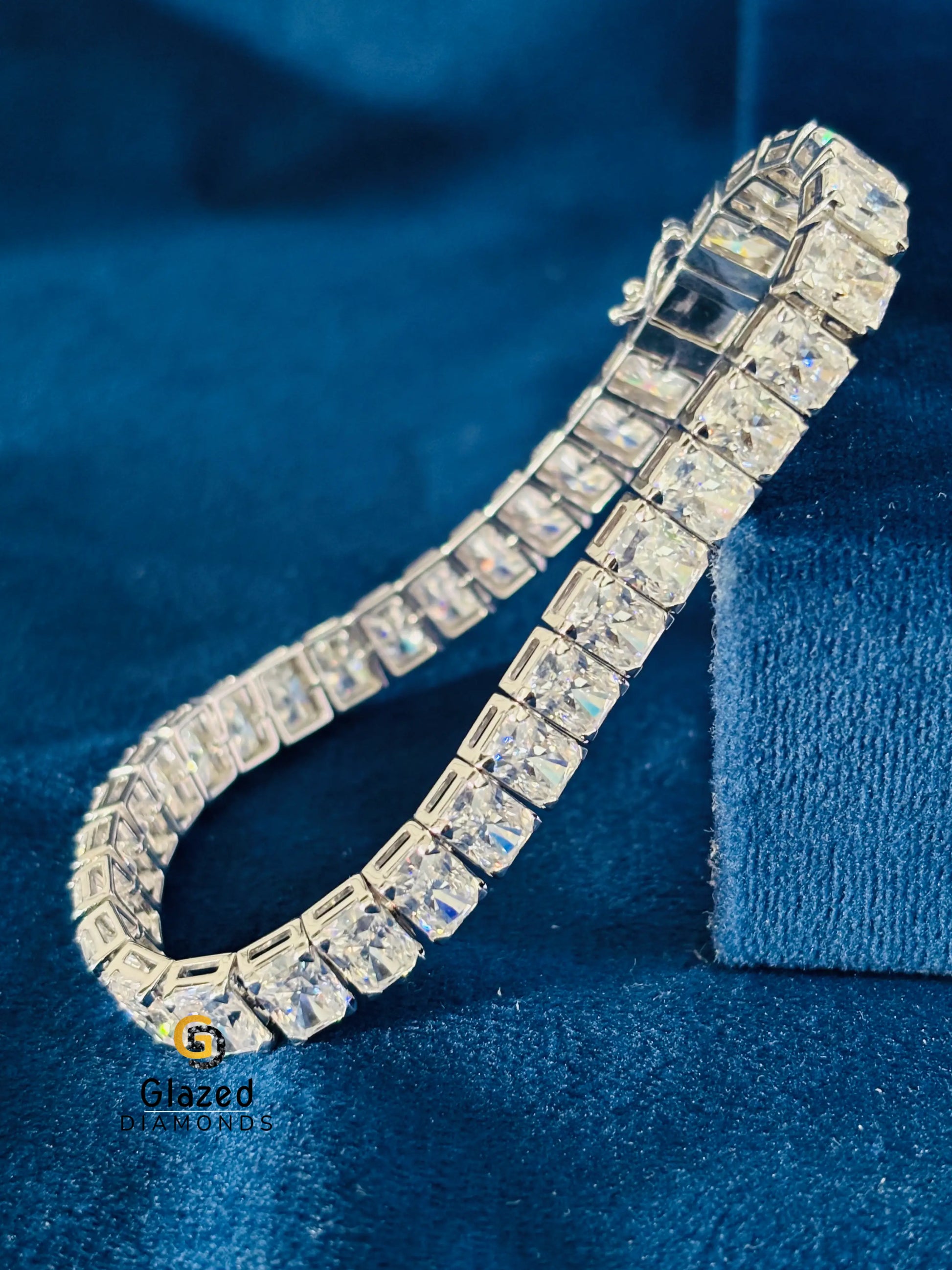 18CT Radiant Cut Moissanite Tennis Bracelet