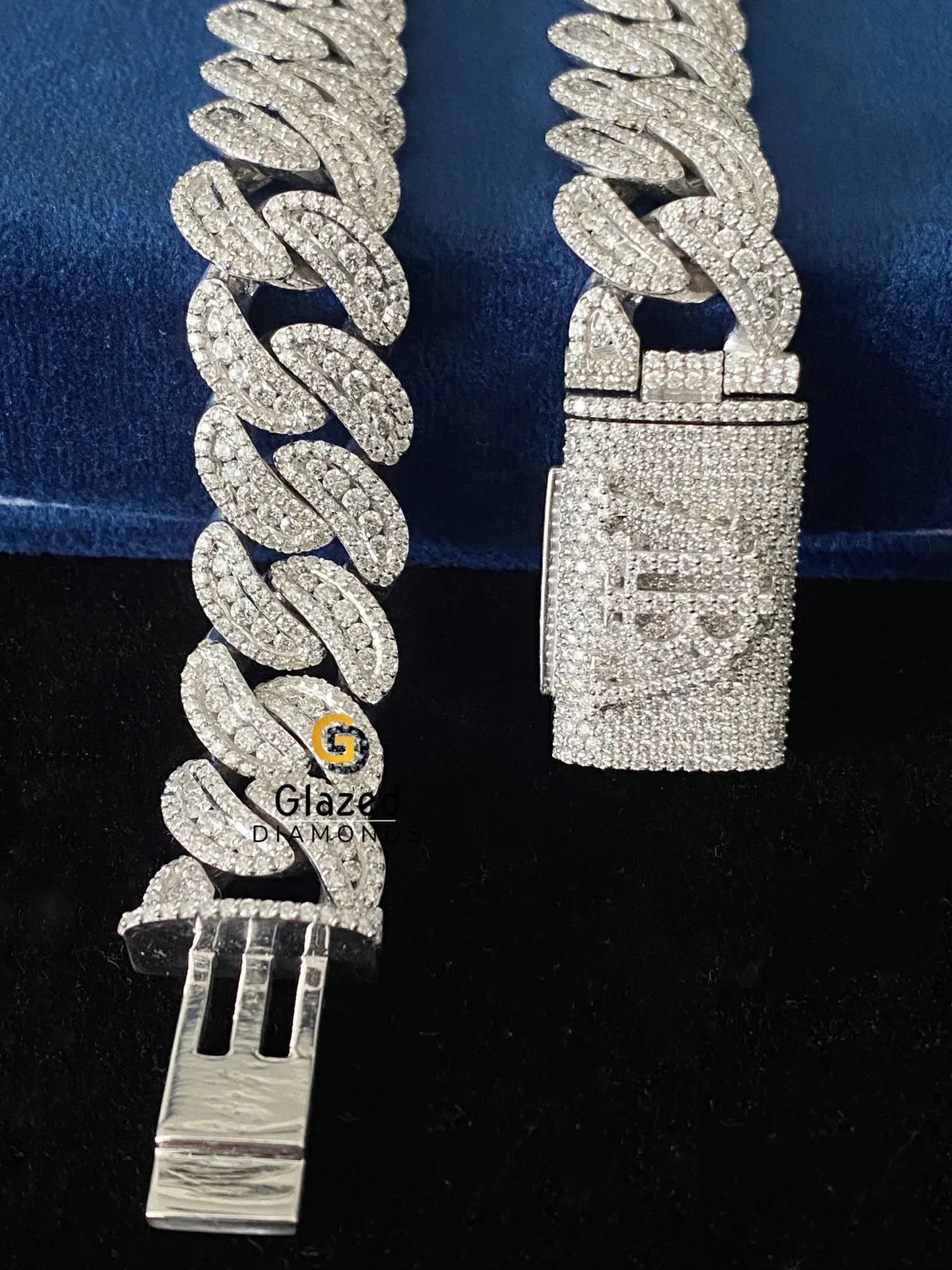 18MM Cuban Link Round Moissanite Diamond Studded Chain