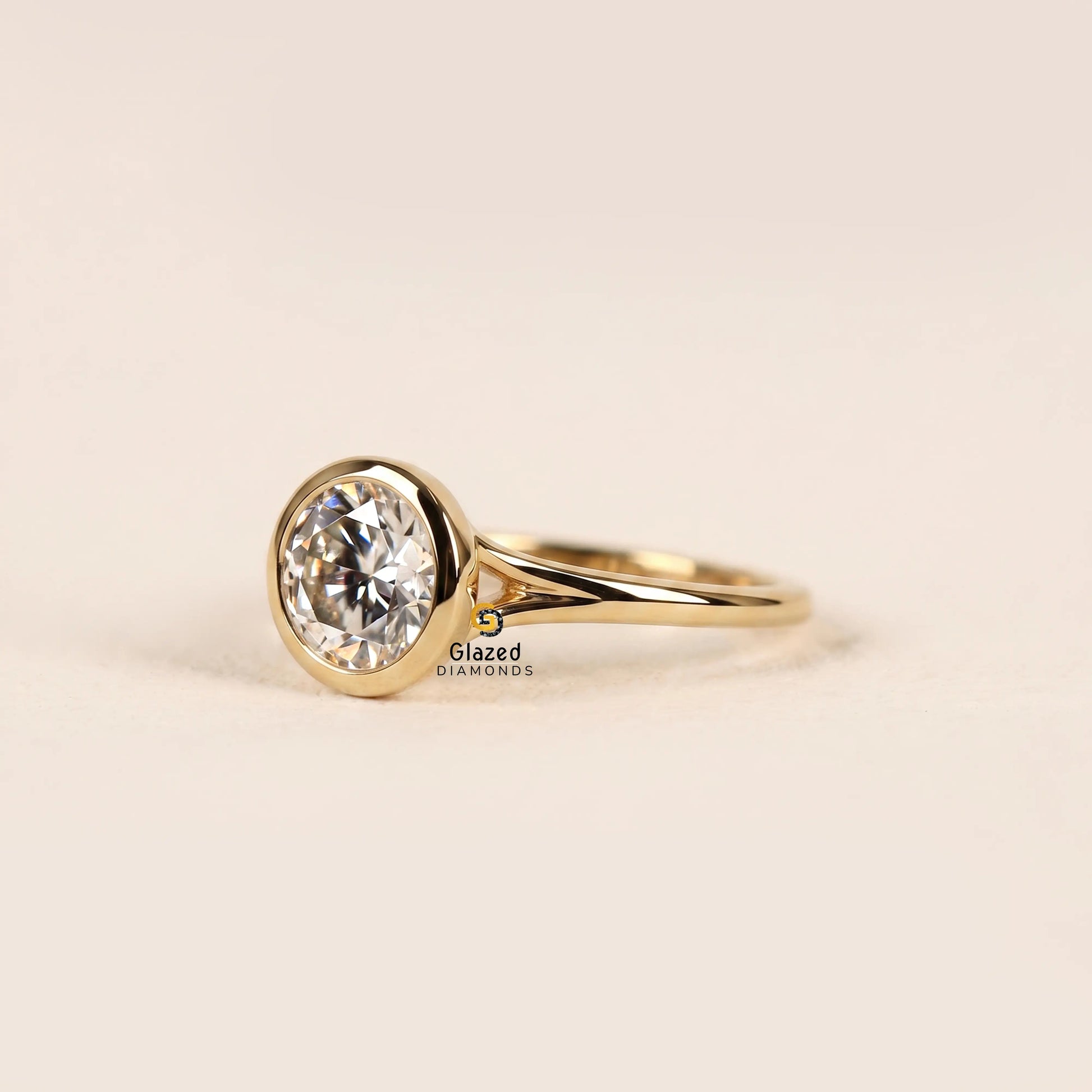 2CT Lab Diamond Split Shank Wedding Ring