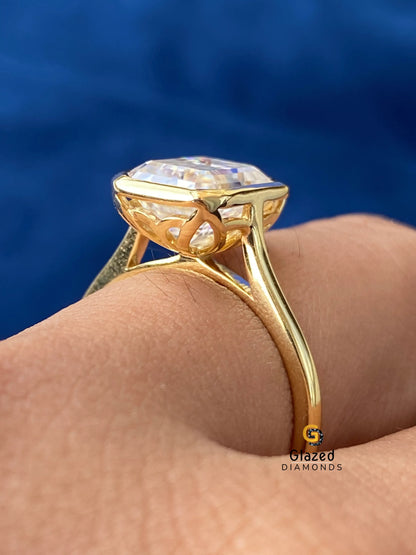3CT Emerald Bezel Set Moissanite Tulip Set Solitaire Ring For Women