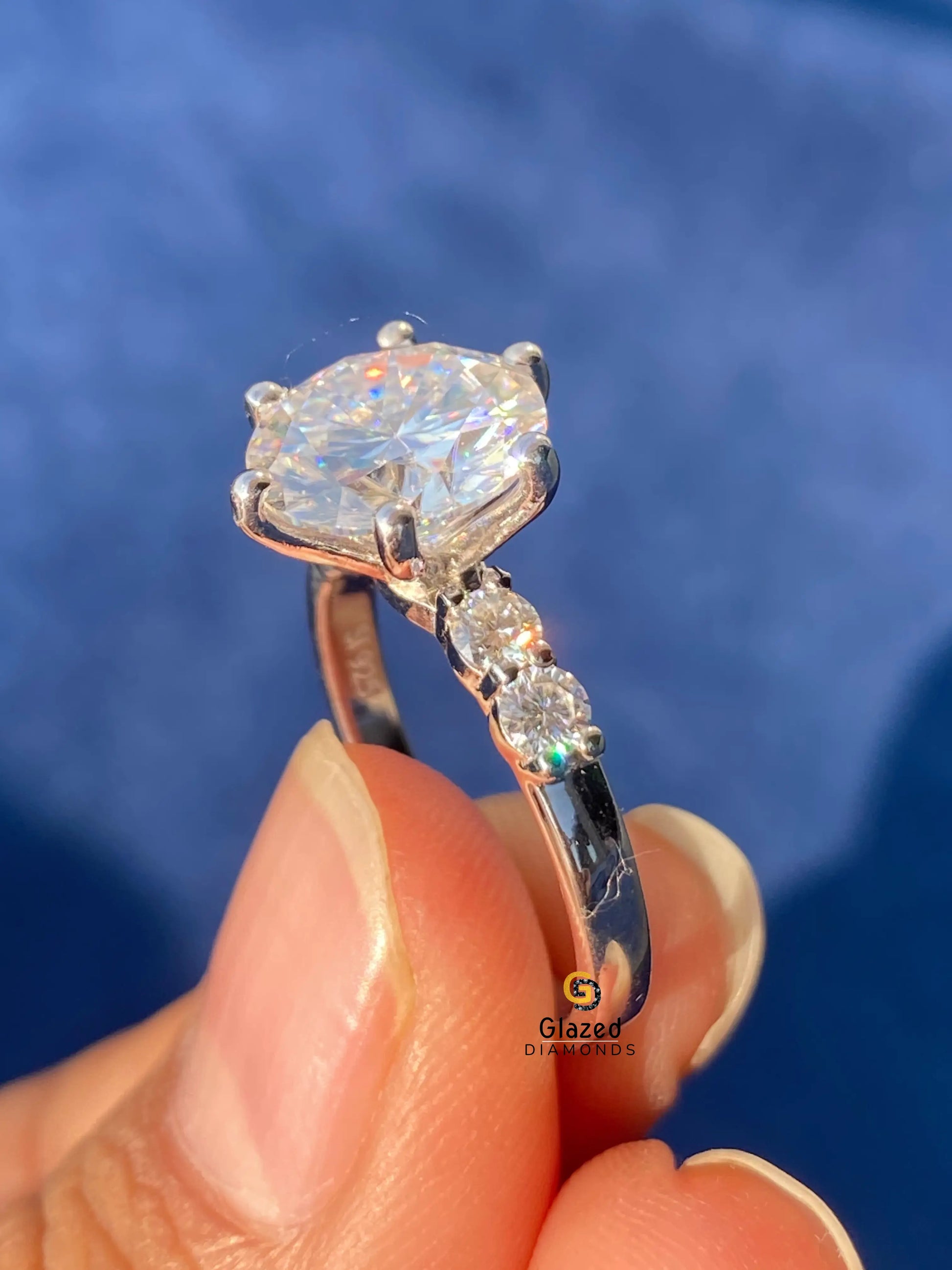 3CT Round Cut Three Stone Moissanite Wedding Ring For Women