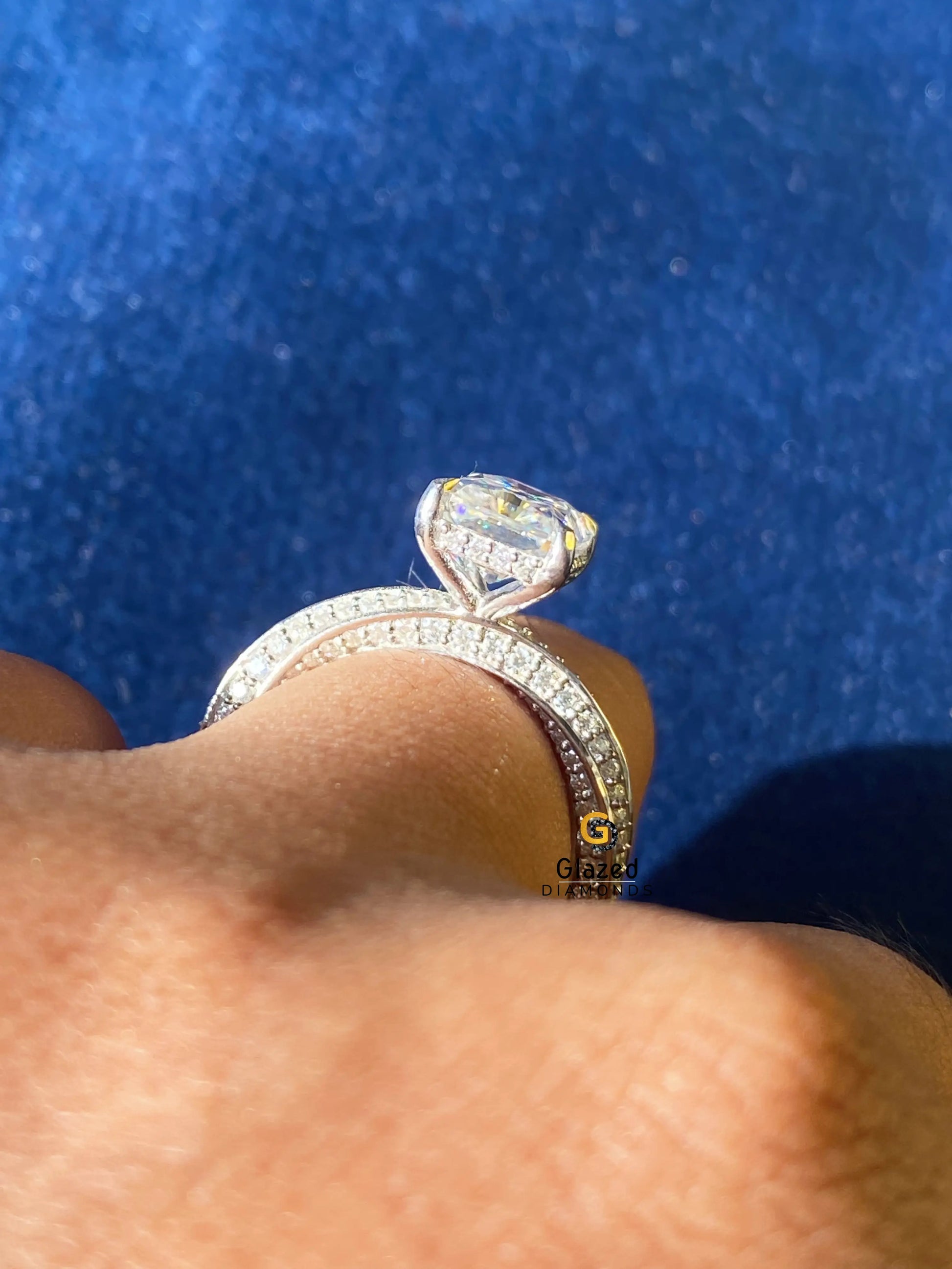 3Ct Radiant Cut Twisted Moissanite Wedding Ring For Women
