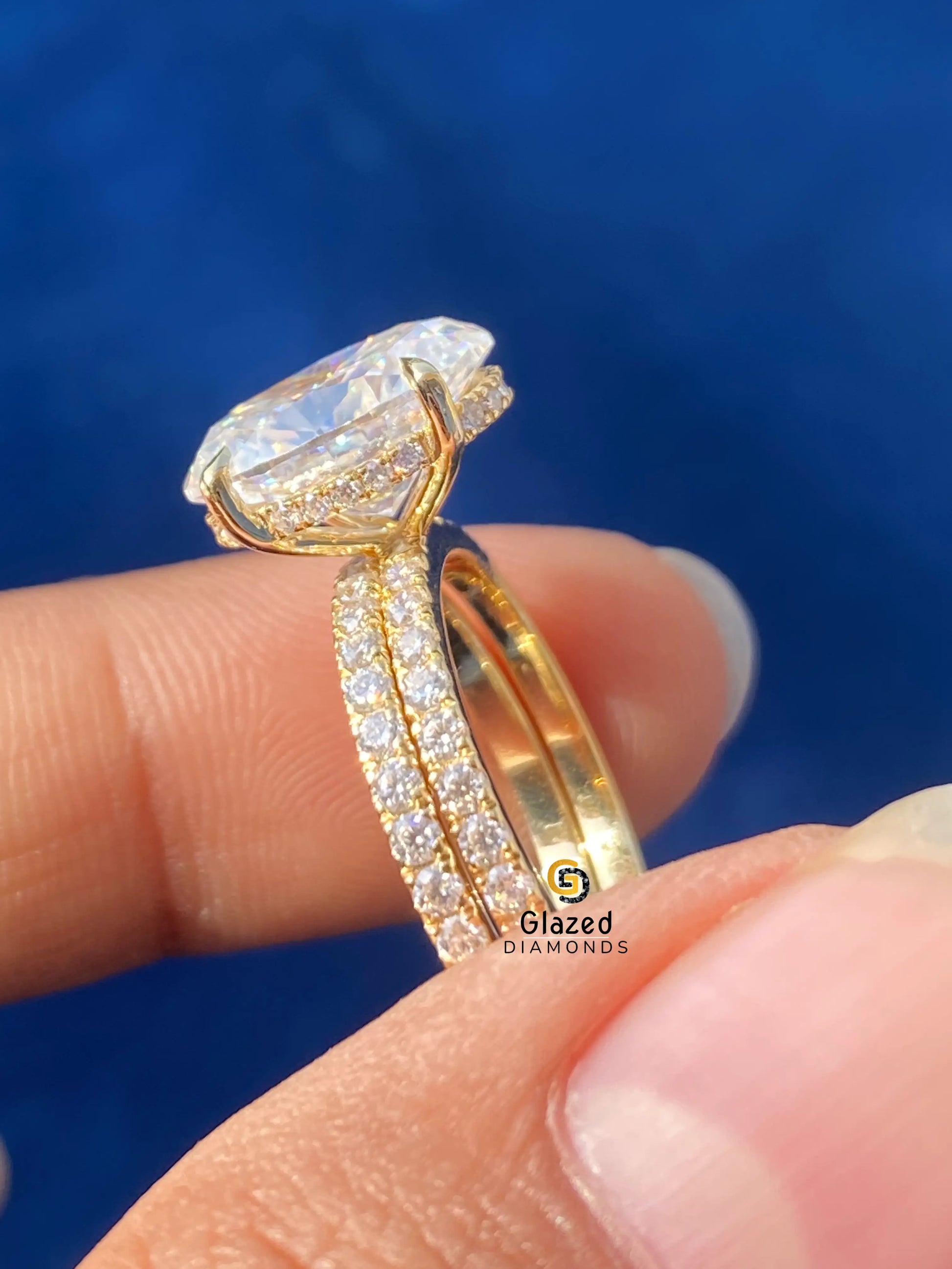 4CT Oval Cut Hidden Halo Moissanite Bridal Ring Set For Women
