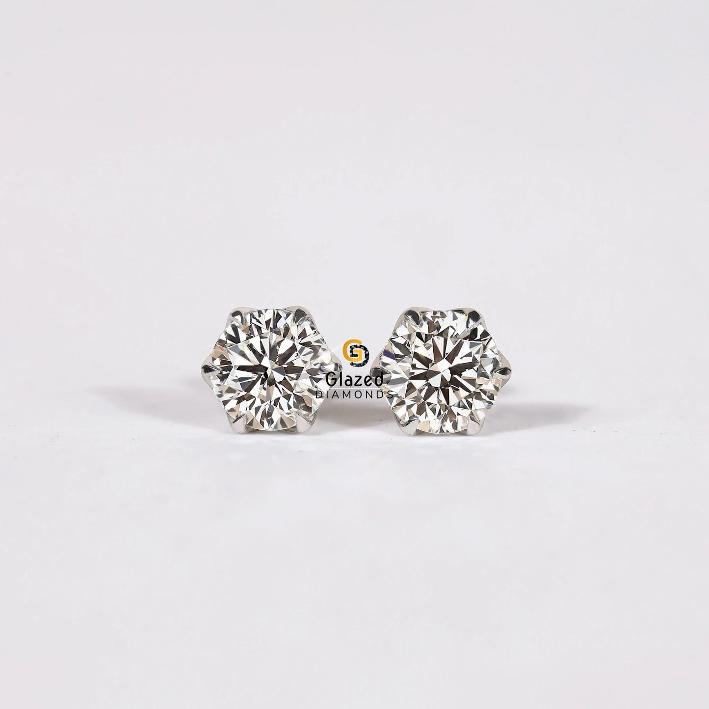 4CT Round Stud Earrings For Her