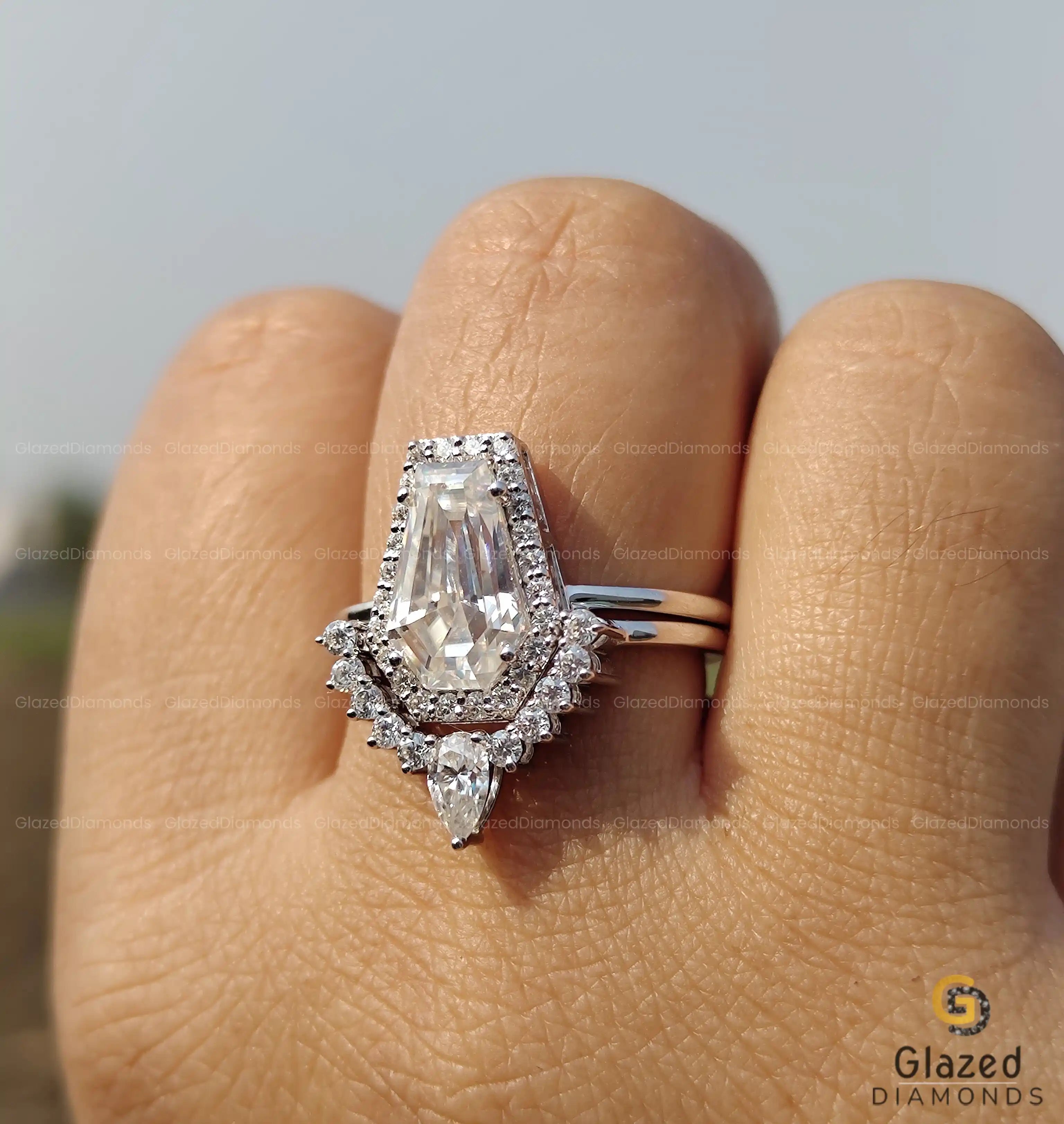 4 TCW Coffin Cut Moissanite Halo Engagement Ring