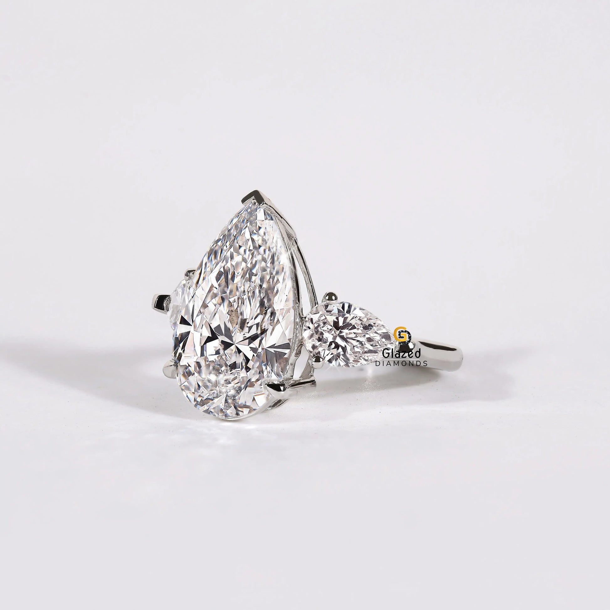 5CT Lab Grown Pear Wedding Ring For Women