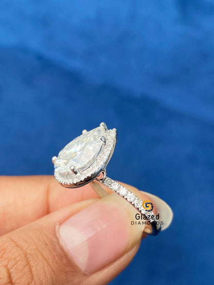 5CT Pear Halo Wedding Ring