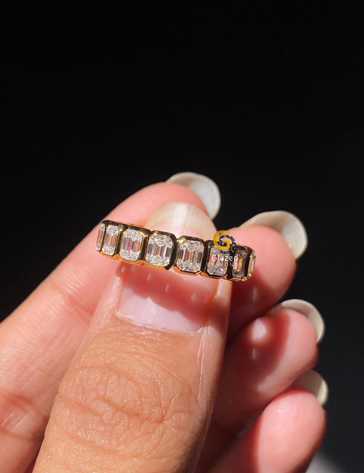 5x3 mm Emerald Cut Band