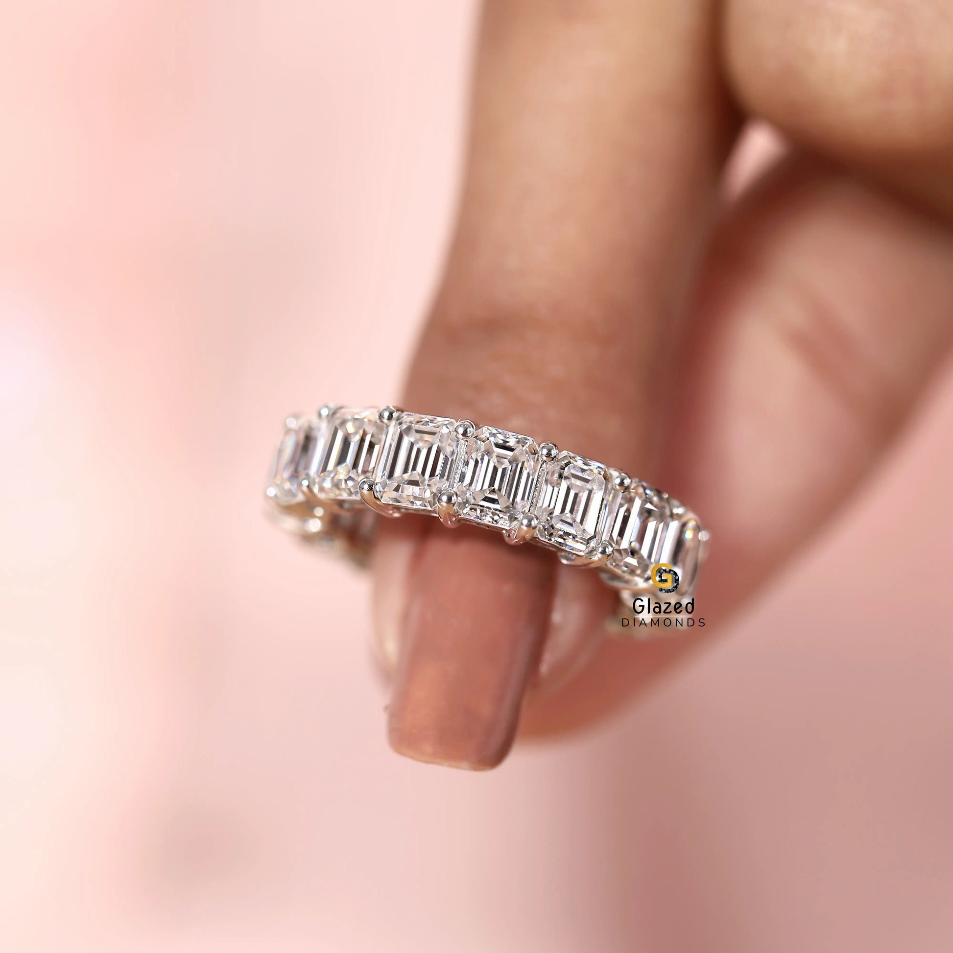 8.5 CT Emerald Full Eternity Wedding Band For Women
