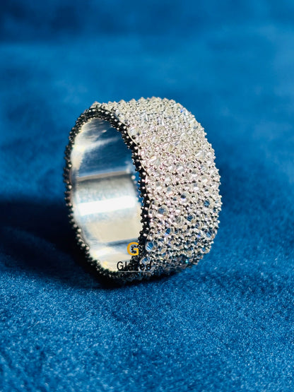 Upside Down Setting Round Cut Moissanite Reverse Band