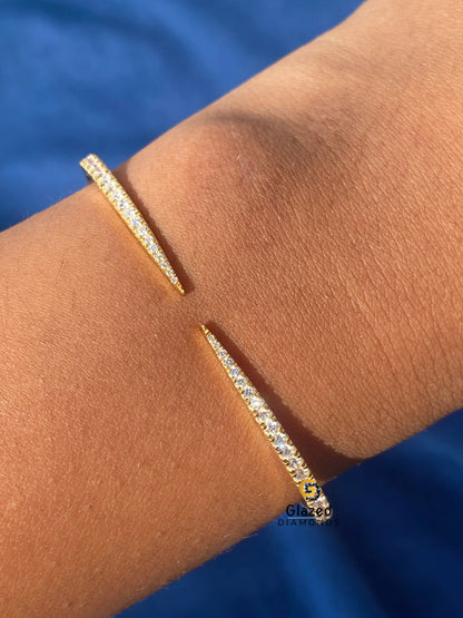 Round Open Claw Minimalist Moissanite Wrap Bangle Bracelet