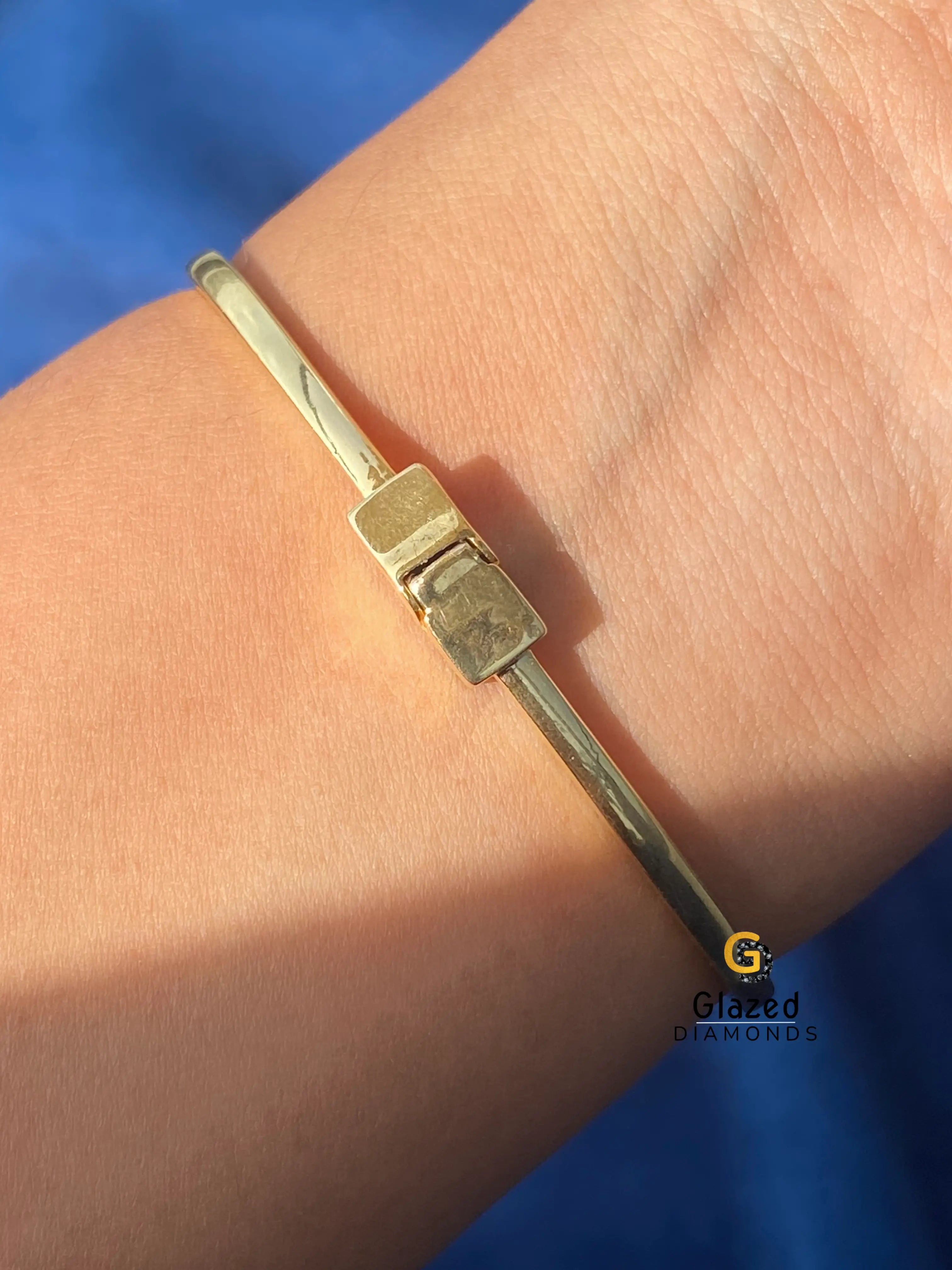 Round Open Claw Minimalist Moissanite Wrap Bangle Bracelet