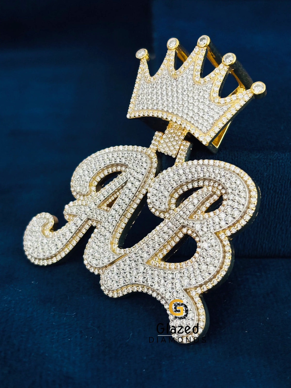 925 Silver  Custom Moissanite Iced Out Hip Hop Crown Pendant