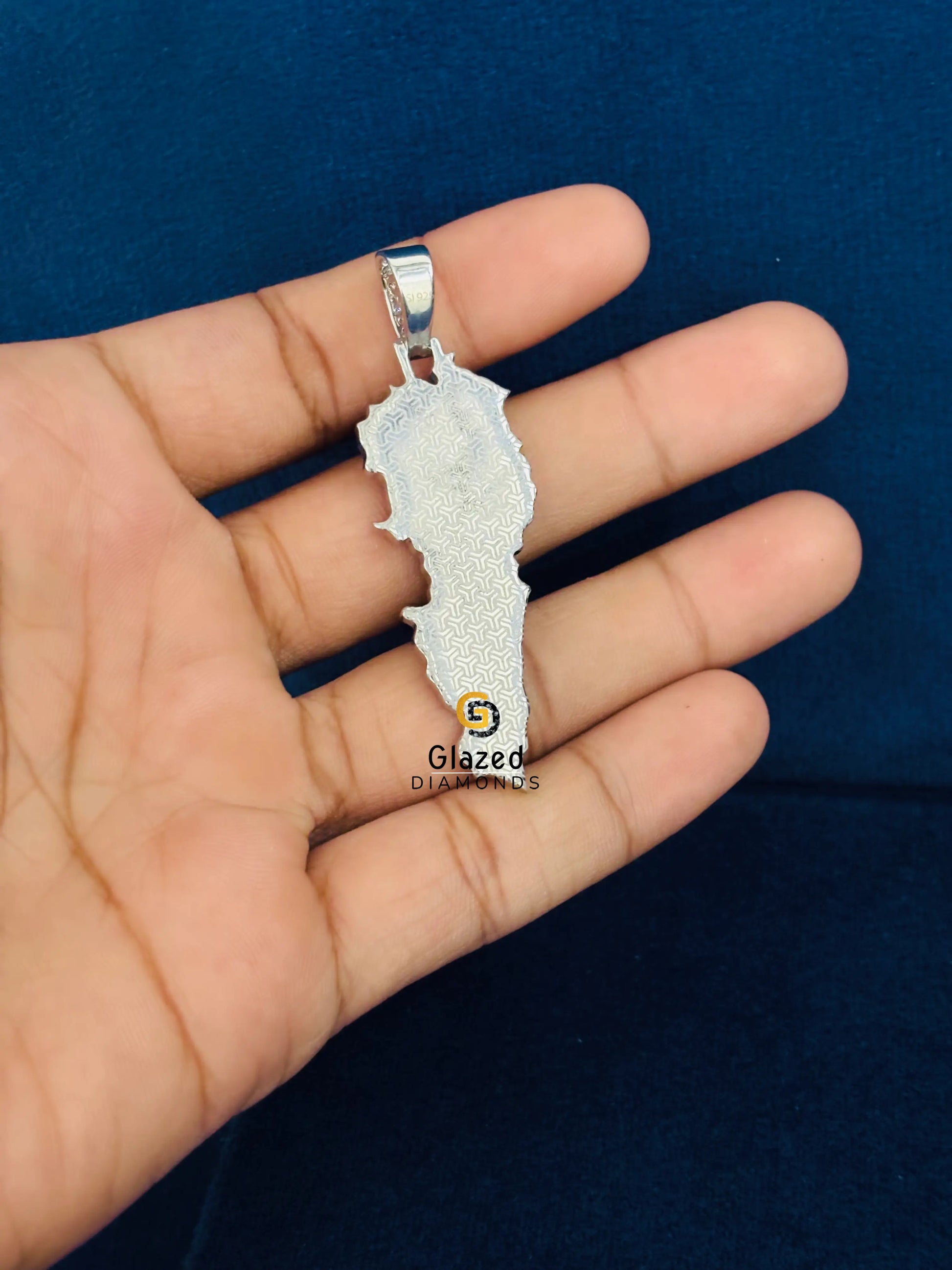 925 Silver Lebanon Country Moissanite Studded Pendant