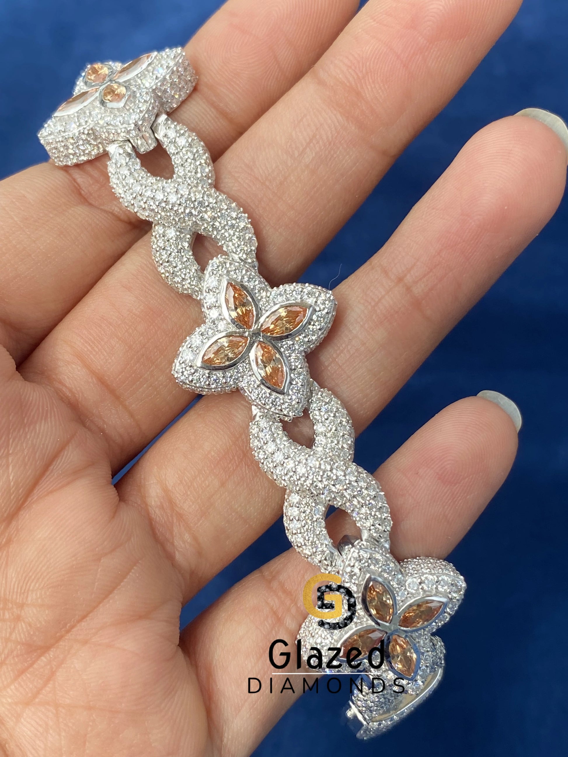 925 Silver Moissanite Studded Clover Barcelet