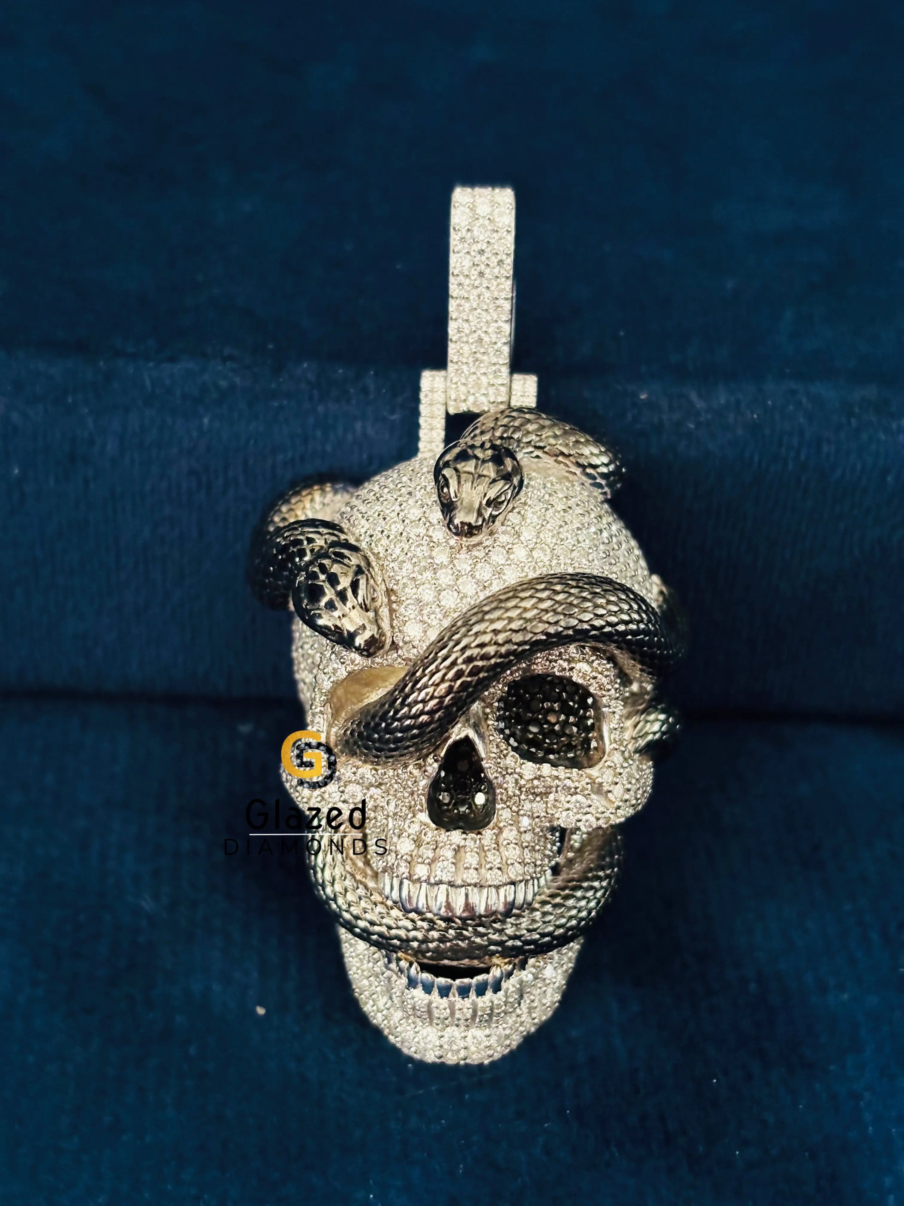 925 Silver Skull With Snack Pendant