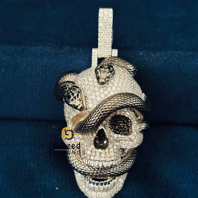 925 Silver Skull With Snack Pendant