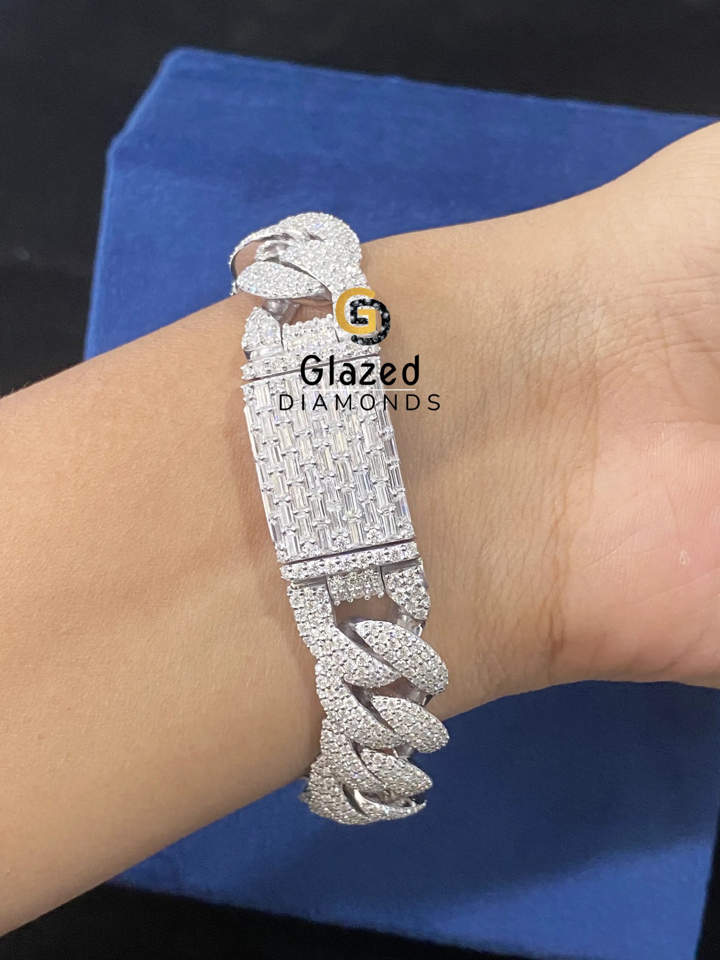 Brilliant Round Moissanite Fully Iced Out Bracelet For Men