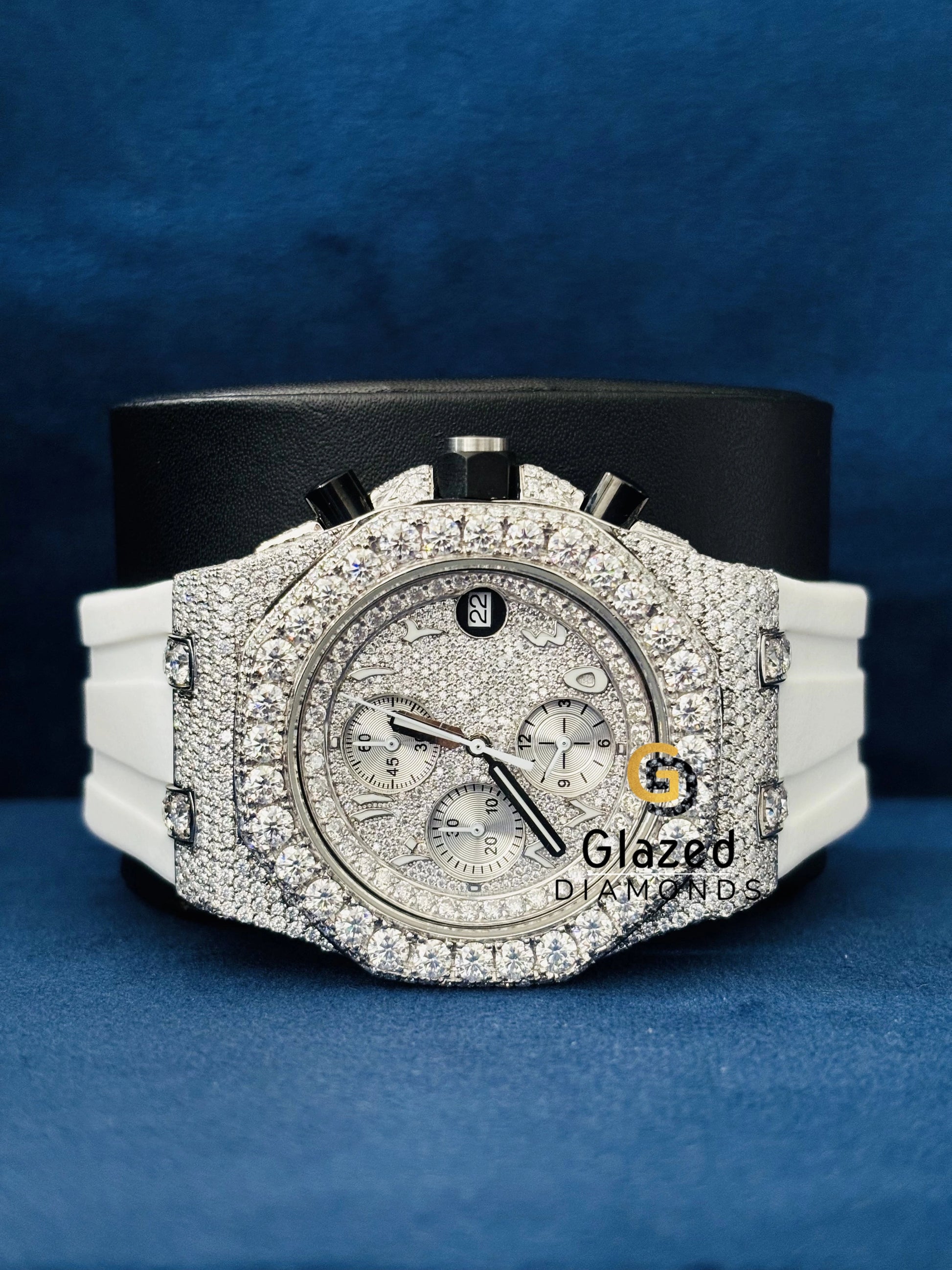 Bust Down Moissanite Hip Hop Studded Face Dial Watch