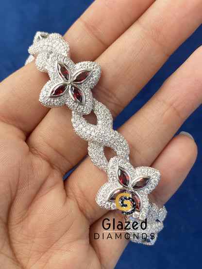 Clover Infinity Link Moissanite Stuuded Bracelet