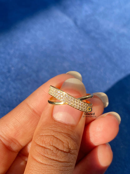 Criss Cross Round Moissanite Wedding Band For Women