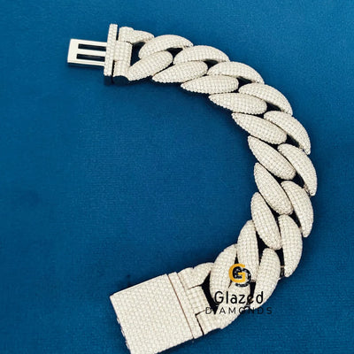 Cuban Link Round Moissanite Diamond Studded Bracelet